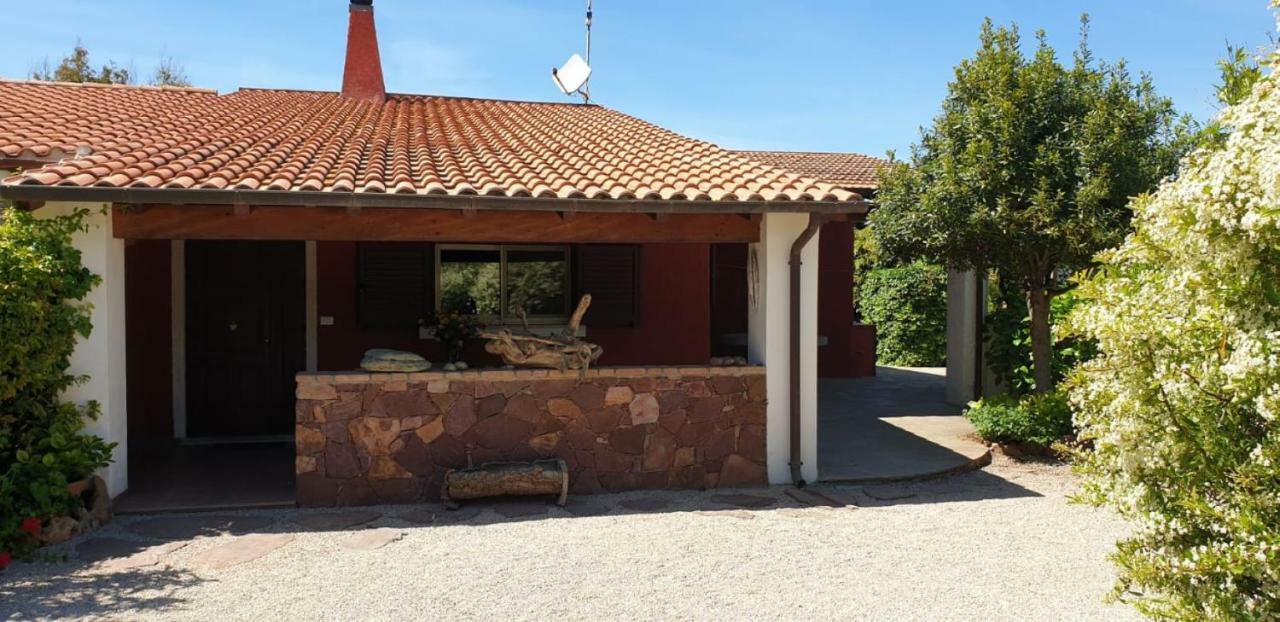"Sa Domo De Sos Aranzos" Villa Santa Maria la Palma Buitenkant foto
